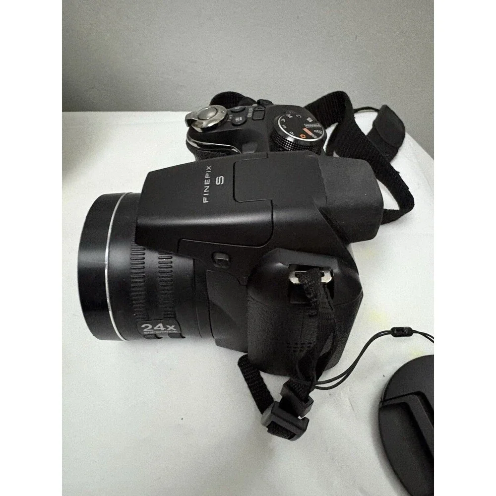 FUJIFILM FinePix S4500 Digital Camera 30x Zoom Tested Excellent Condition